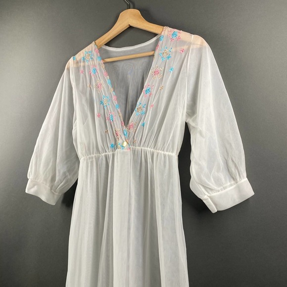 Hamilton Vintage Sheer Embroidered Robe Jacket - Picture 9 of 11